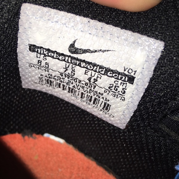 Nike Basketball shoes - Picture 5 of 5